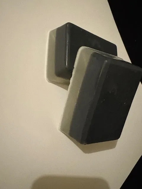 The Essence Grande Bar Collection
